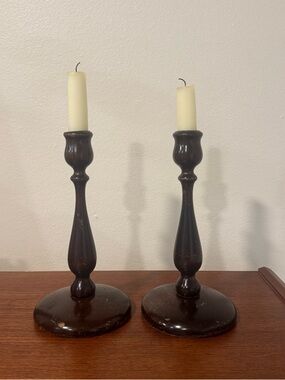 Vintage Pair Turned Mahogany Wood Candlesticks 8" Tall - MCM Colonial Aesthetic